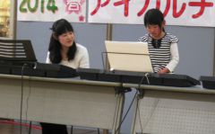 土井先生が担当されて、初めてのイベントとなりました。受講生は、緊張されながら一生懸命演奏される姿に感動しました。