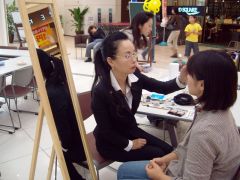 �p�[�\�i���J���[�������C�N���b�X��